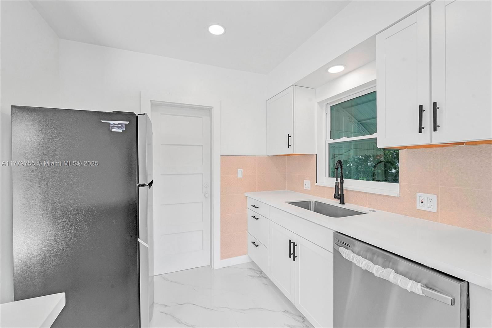 Real estate property located at 9173 Byron Ave, Miami-dade, Altos Del Mar No 4, Surfside, FL