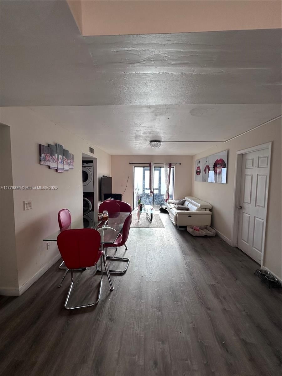 Real estate property located at 6480 27th Ct #11-54, Miami-dade, Lago Grande Condo Three C, Hialeah, FL