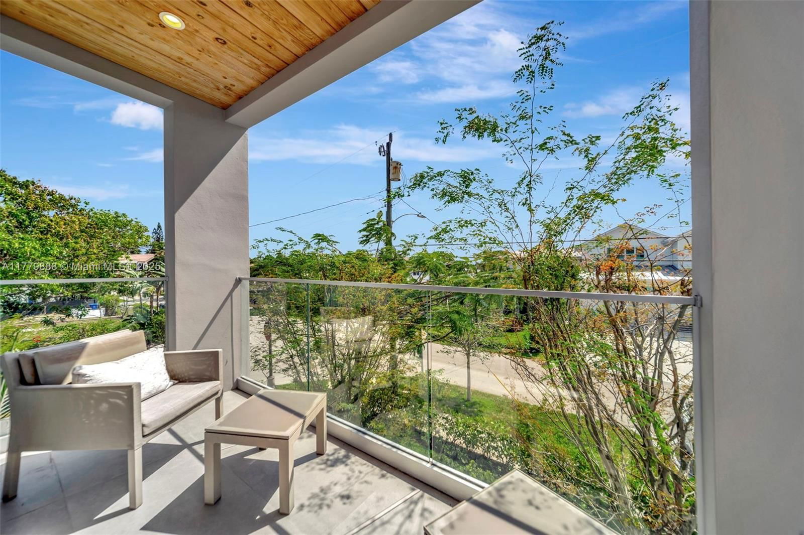 Real estate property located at 544 Victoria Park Rd, Broward, Victoria Park Corr Amen P, Fort Lauderdale, FL