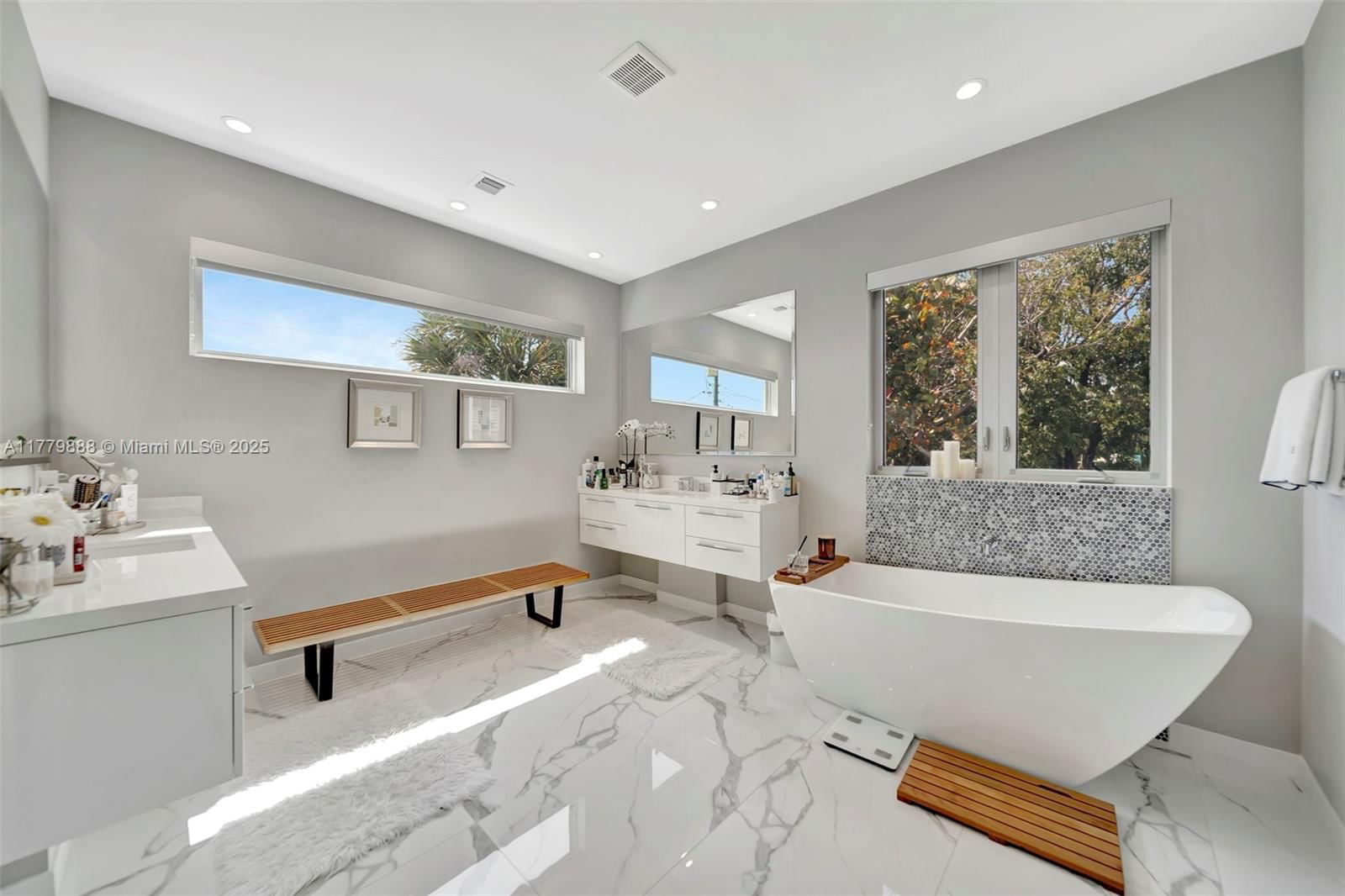 Real estate property located at 544 Victoria Park Rd, Broward, Victoria Park Corr Amen P, Fort Lauderdale, FL