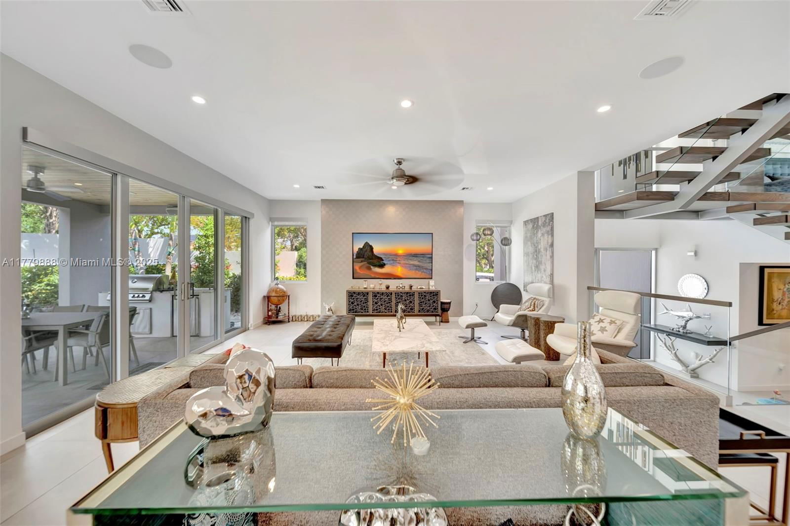 Real estate property located at 544 Victoria Park Rd, Broward, Victoria Park Corr Amen P, Fort Lauderdale, FL