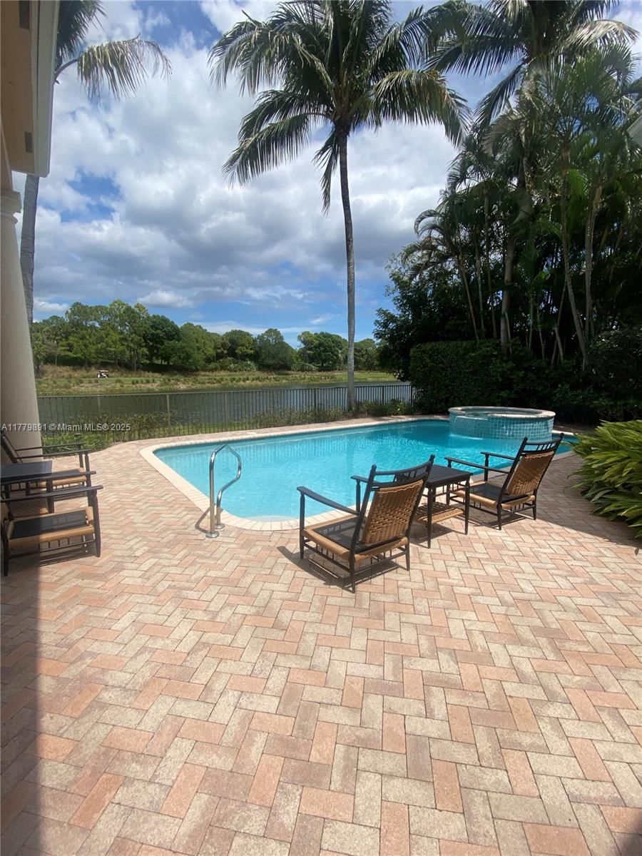 Real estate property located at 111 Via Verde Way, Palm Beach, Mirasol Par 2, Palm Beach Gardens, FL