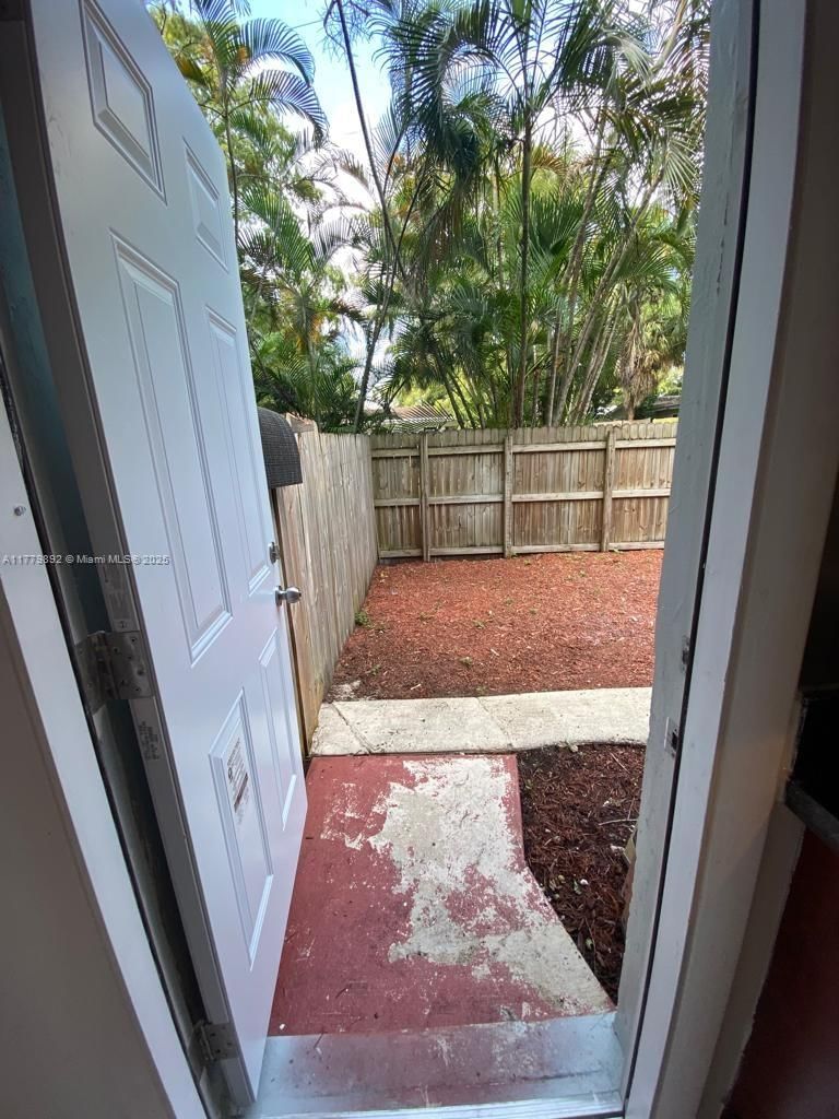 Real estate property located at 4290 21st Ave, Broward, Tamarac Forest, Oakland Park, FL