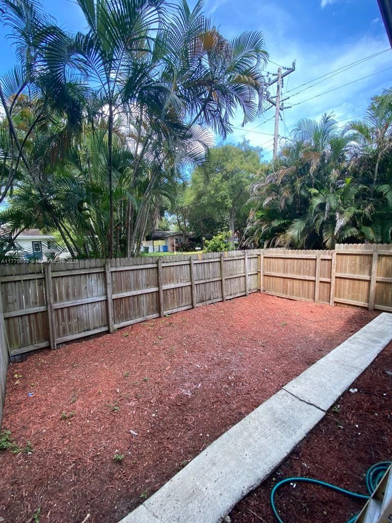 Real estate property located at 4290 21st Ave, Broward, Tamarac Forest, Oakland Park, FL