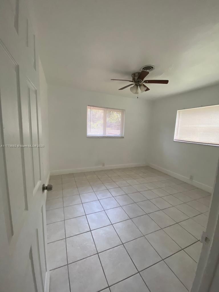 Real estate property located at 4290 21st Ave, Broward, Tamarac Forest, Oakland Park, FL