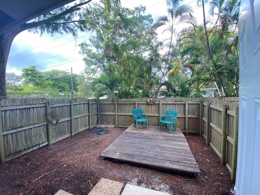 Real estate property located at 4290 21st Ave, Broward, Tamarac Forest, Oakland Park, FL