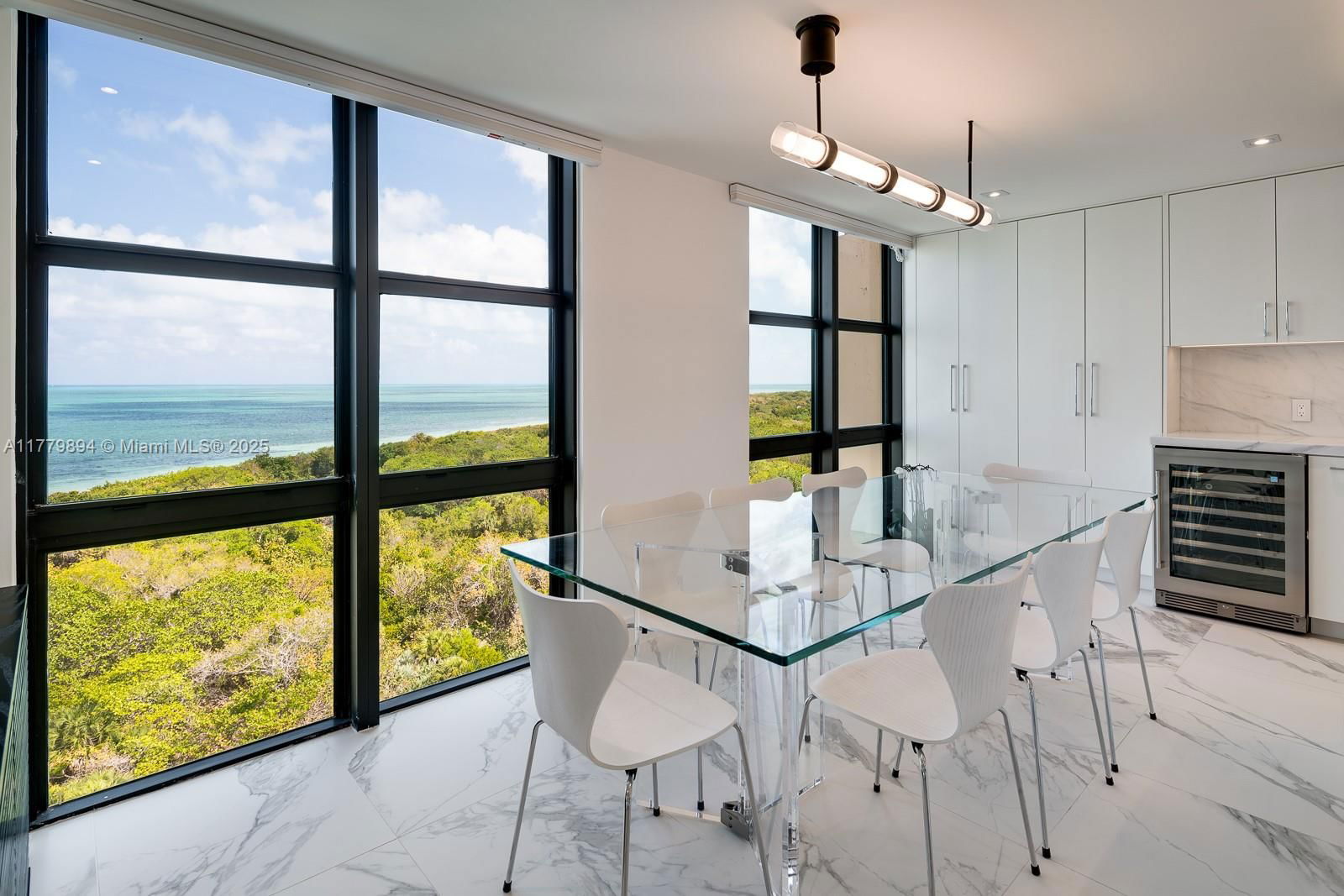 Real estate property located at 1121 Crandon Blvd D907, Miami-dade, Towers Of Key Biscayne Co, Key Biscayne, FL