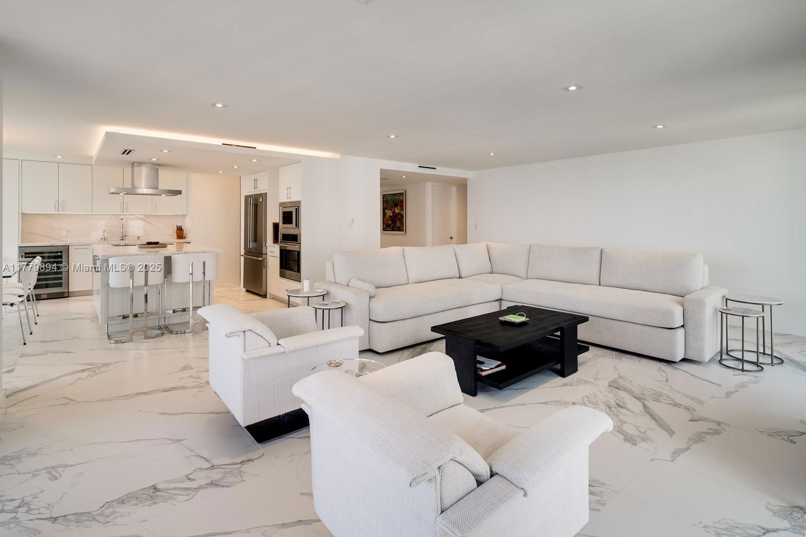 Real estate property located at 1121 Crandon Blvd D907, Miami-dade, Towers Of Key Biscayne Co, Key Biscayne, FL