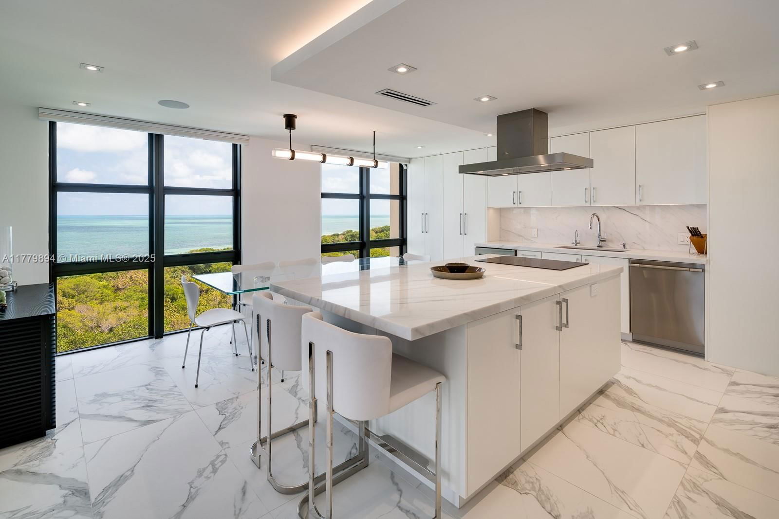 Real estate property located at 1121 Crandon Blvd D907, Miami-dade, Towers Of Key Biscayne Co, Key Biscayne, FL