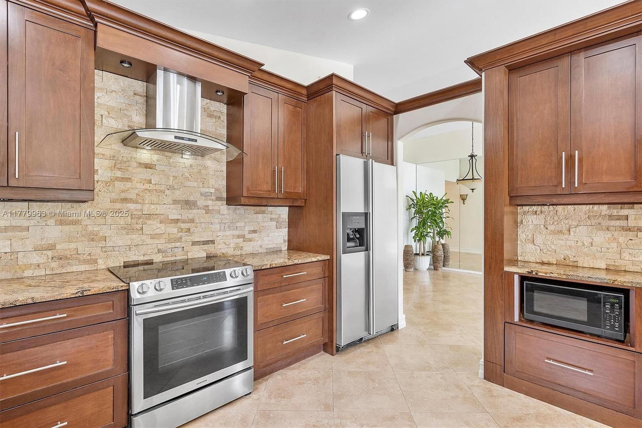 Real estate property located at 18628 24th Pl, Broward, Big Sky Plat, Pembroke Pines, FL
