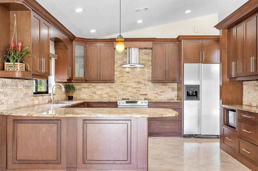 Real estate property located at 18628 24th Pl, Broward, Big Sky Plat, Pembroke Pines, FL