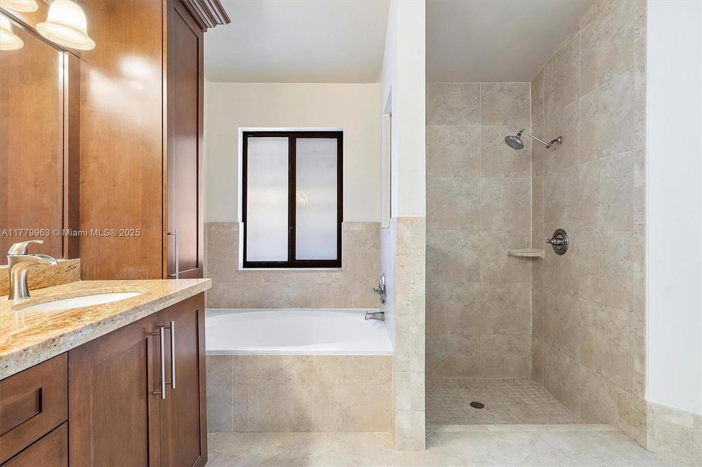 Real estate property located at 18628 24th Pl, Broward, Big Sky Plat, Pembroke Pines, FL