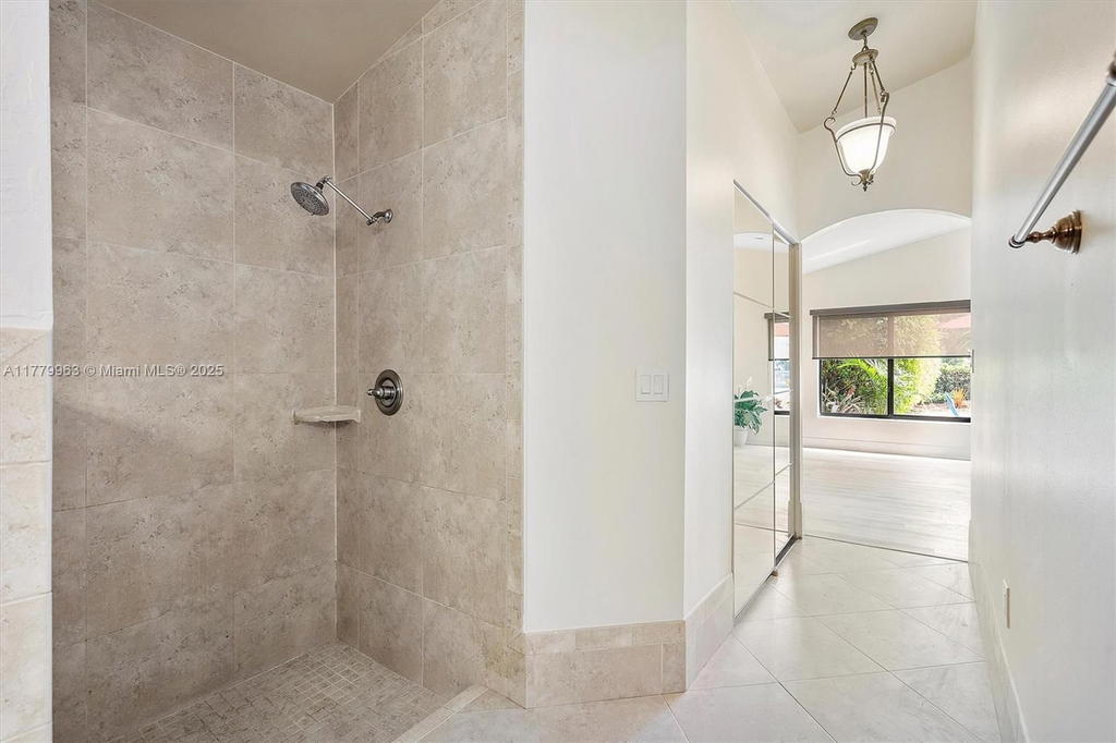 Real estate property located at 18628 24th Pl, Broward, Big Sky Plat, Pembroke Pines, FL