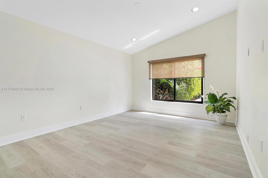 Real estate property located at 18628 24th Pl, Broward, Big Sky Plat, Pembroke Pines, FL