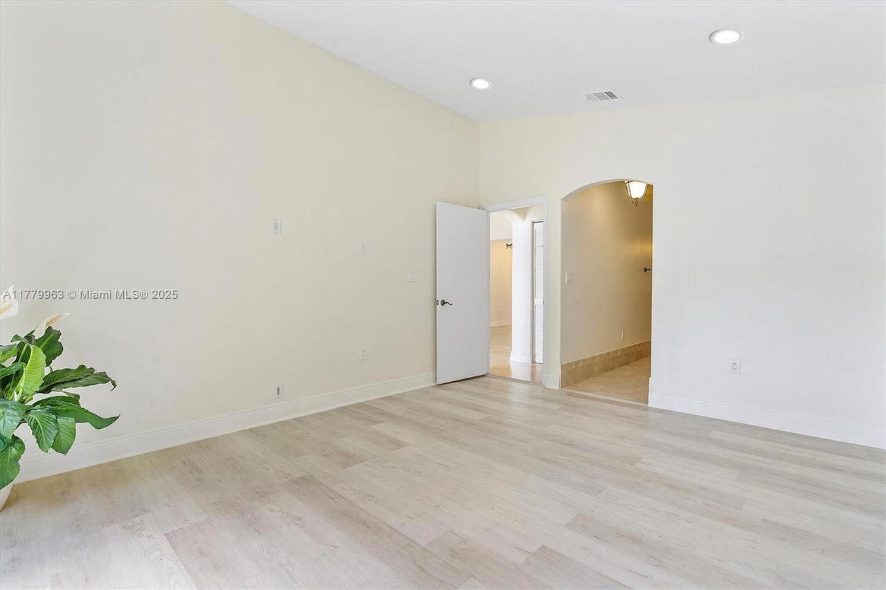 Real estate property located at 18628 24th Pl, Broward, Big Sky Plat, Pembroke Pines, FL