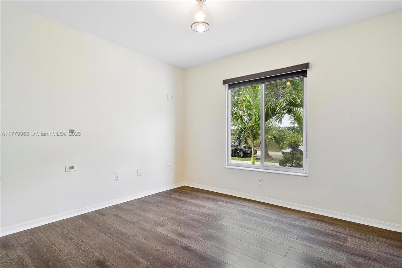 Real estate property located at 18628 24th Pl, Broward, Big Sky Plat, Pembroke Pines, FL