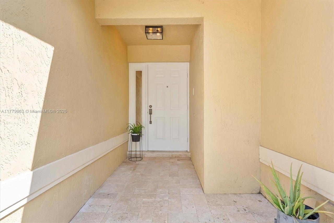 Real estate property located at 18628 24th Pl, Broward, Big Sky Plat, Pembroke Pines, FL