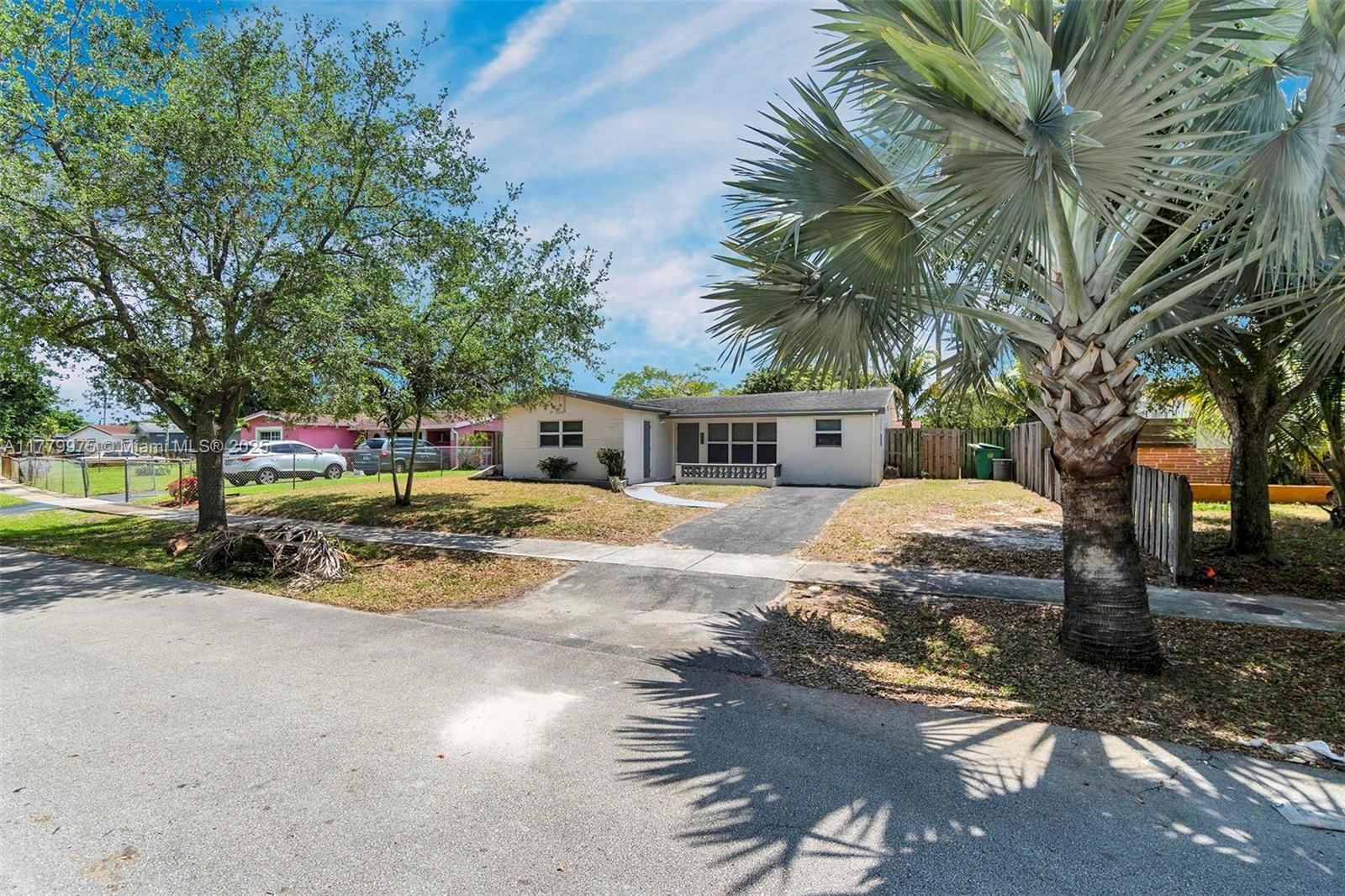 Real estate property located at 3830 7th Ct, Broward, Academy Award Homes Sec 3, Lauderhill, FL
