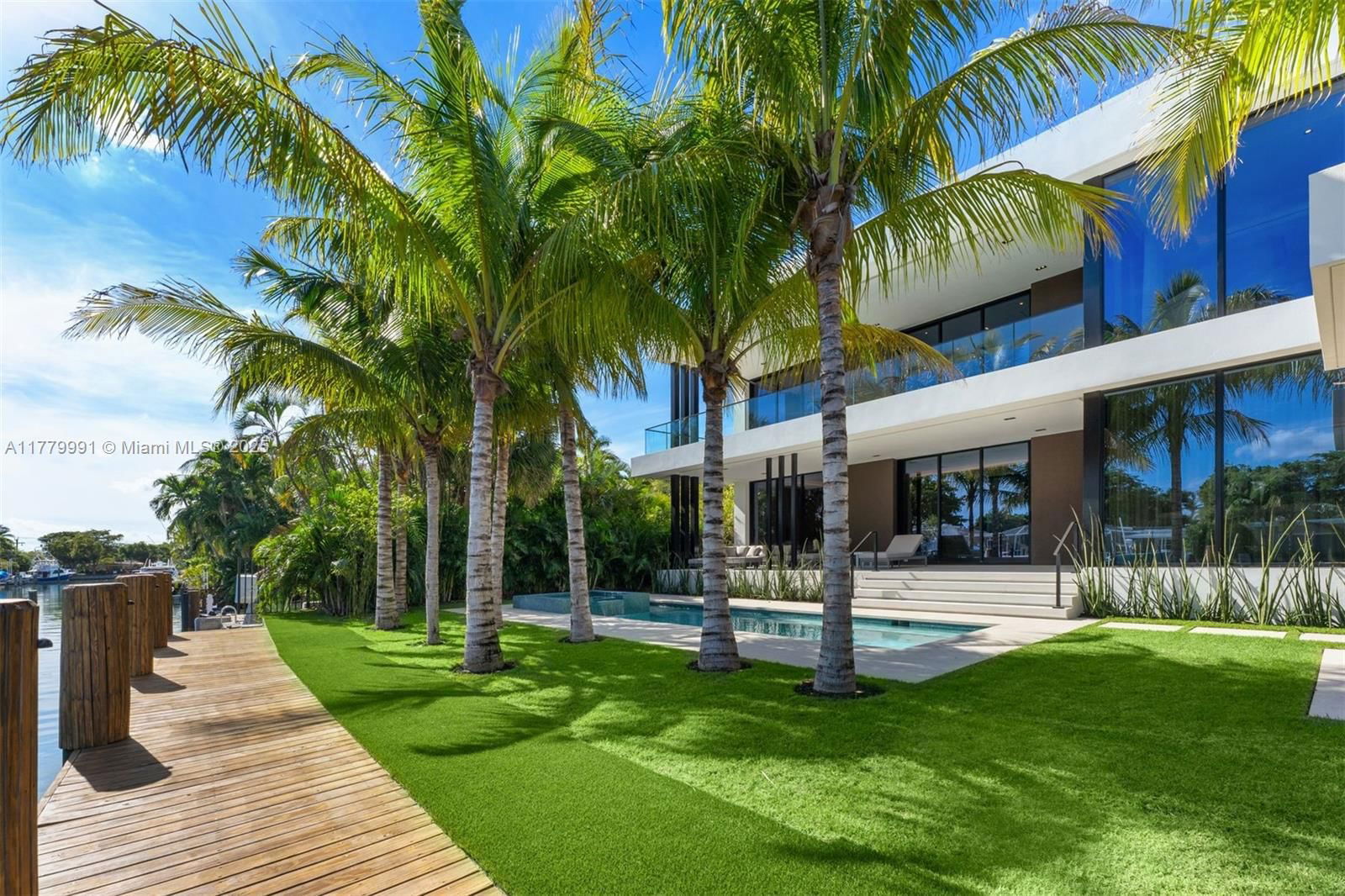 Real estate property located at 13225 Arch Creek Ter, Miami-dade, Keystone Island No 5, North Miami, FL