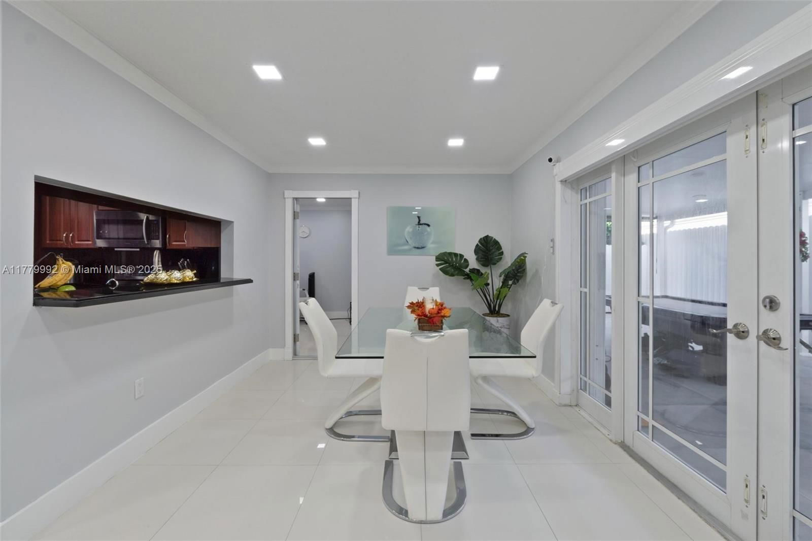 Real estate property located at 14725 90th Ter, Miami-dade, Panache Sec 3, Miami, FL