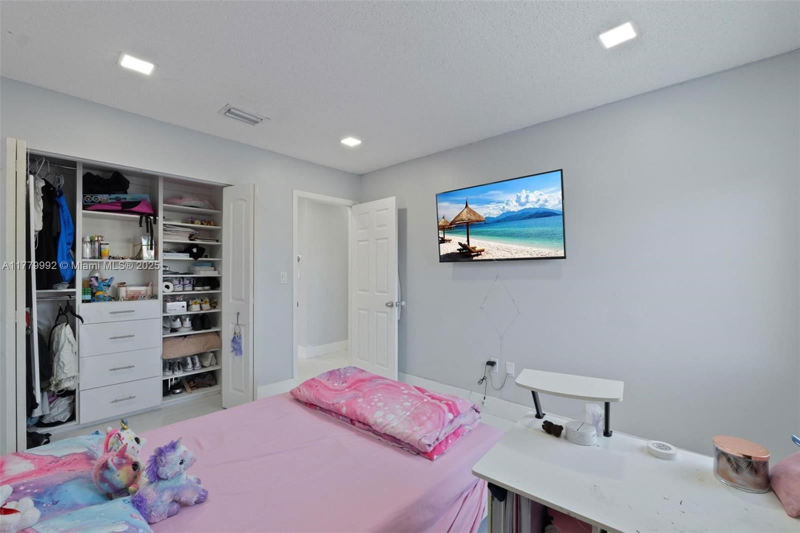 Real estate property located at 14725 90th Ter, Miami-dade, Panache Sec 3, Miami, FL
