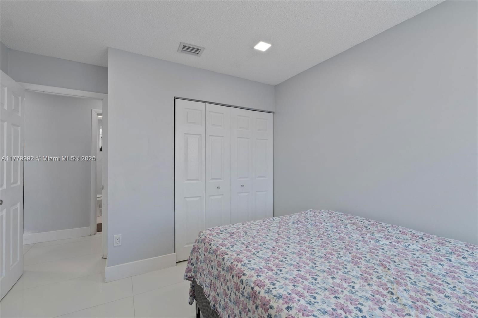 Real estate property located at 14725 90th Ter, Miami-dade, Panache Sec 3, Miami, FL
