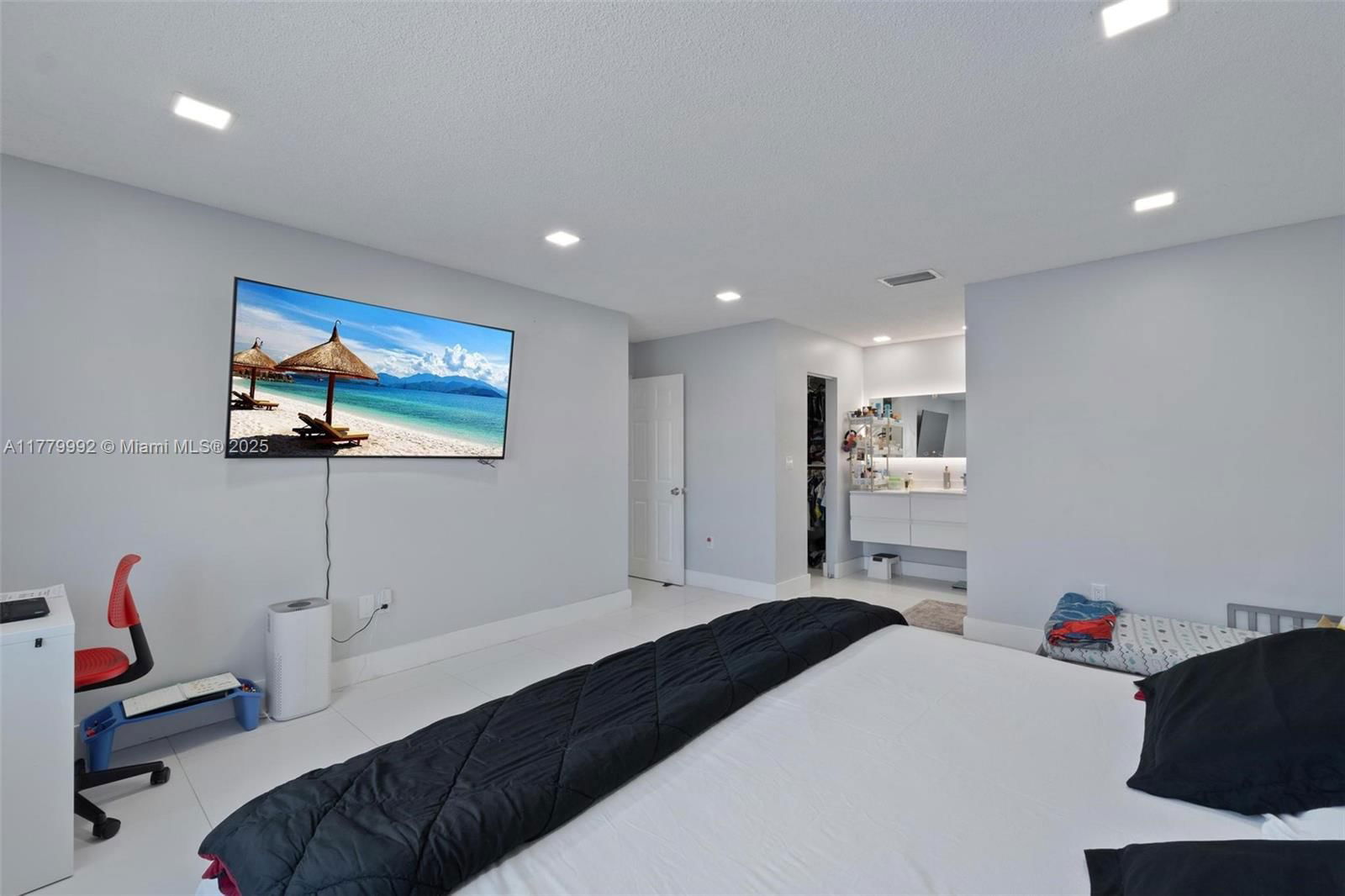 Real estate property located at 14725 90th Ter, Miami-dade, Panache Sec 3, Miami, FL