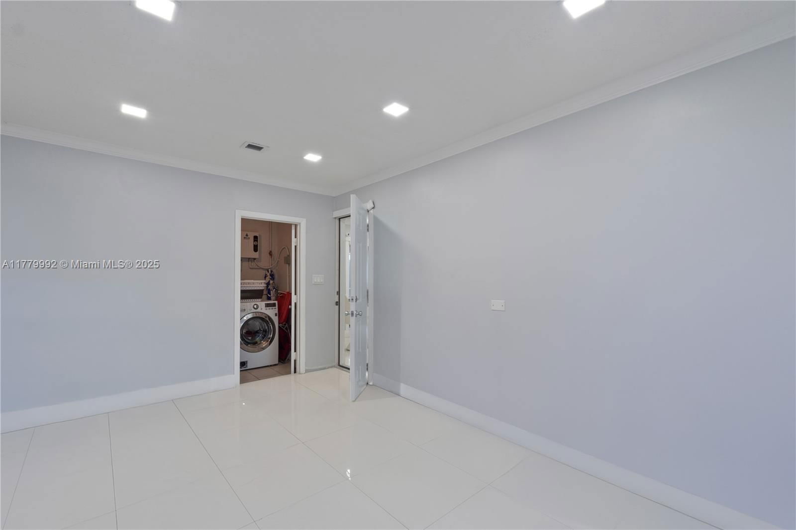 Real estate property located at 14725 90th Ter, Miami-dade, Panache Sec 3, Miami, FL