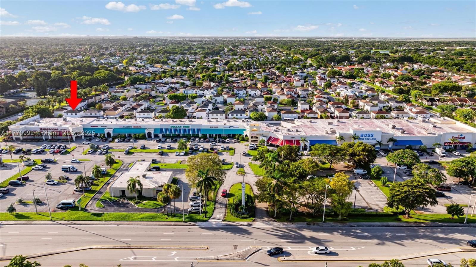 Real estate property located at 14725 90th Ter, Miami-dade, Panache Sec 3, Miami, FL