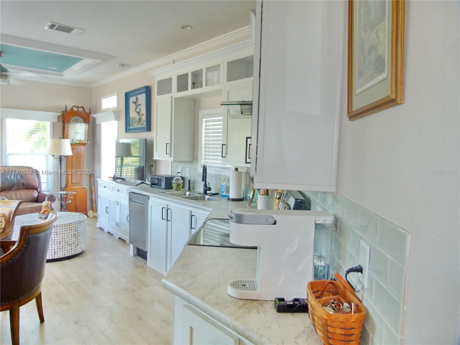 Real estate property located at 649 34th Cove, Okeechobee, Silver Palms Rv Resort, Okeechobee, FL