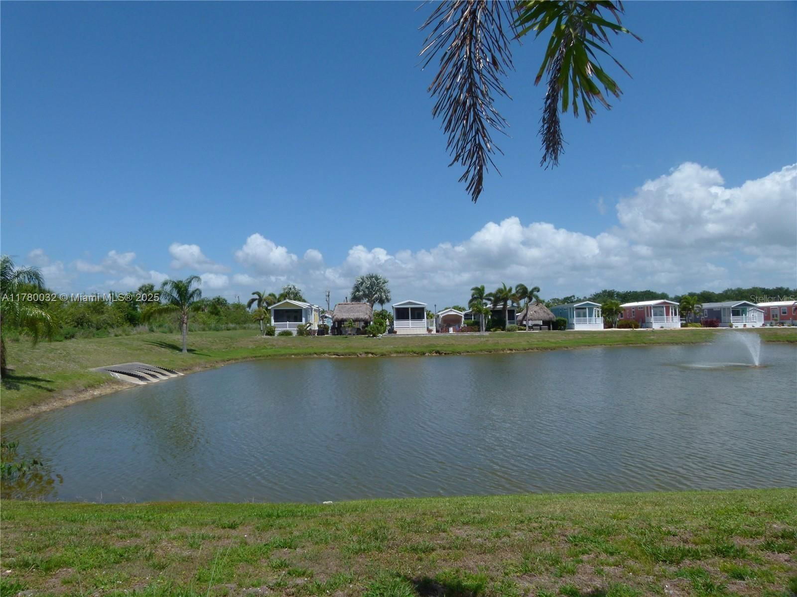 Real estate property located at 649 34th Cove, Okeechobee, Silver Palms Rv Resort, Okeechobee, FL