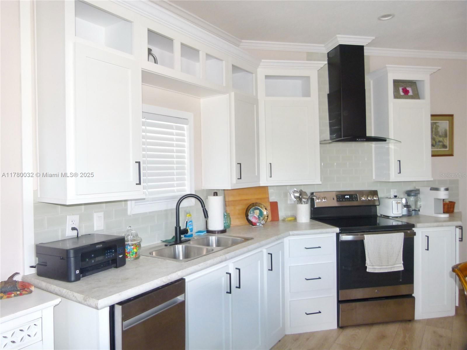 Real estate property located at 649 34th Cove, Okeechobee, Silver Palms Rv Resort, Okeechobee, FL