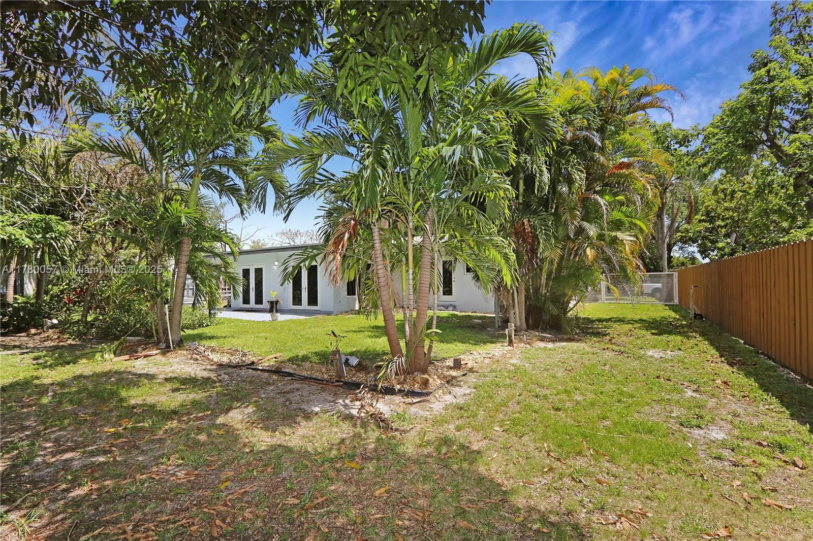 Real estate property located at 13130 1st Ave, Miami-dade, Biscayne Gardens Sec H Pa, Miami, FL
