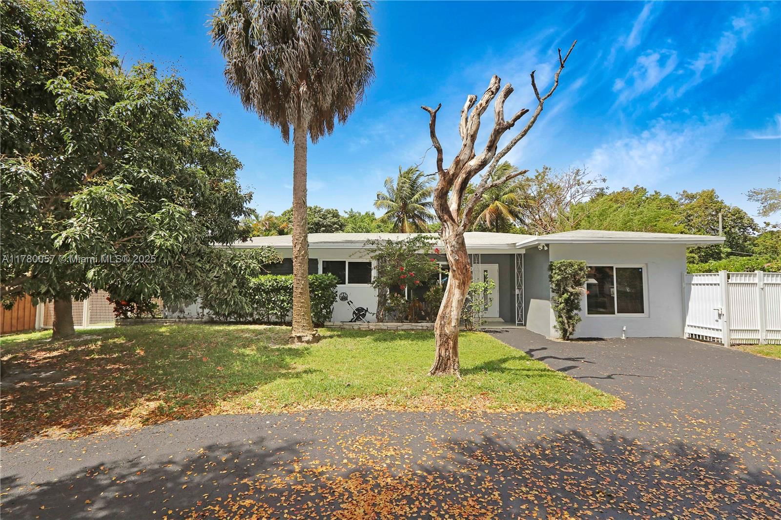 Real estate property located at 13130 1st Ave, Miami-dade, Biscayne Gardens Sec H Pa, Miami, FL