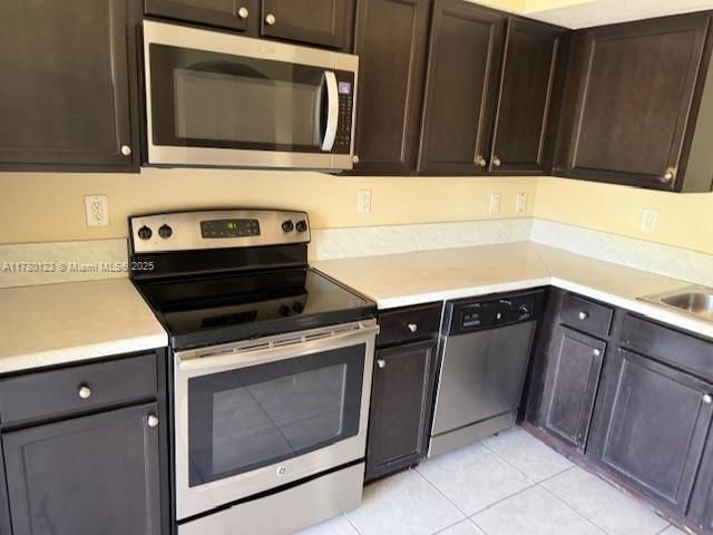 Real estate property located at 22561 88th Pl #102-7, Miami-dade, The Courts At Bayshore Ii, Cutler Bay, FL