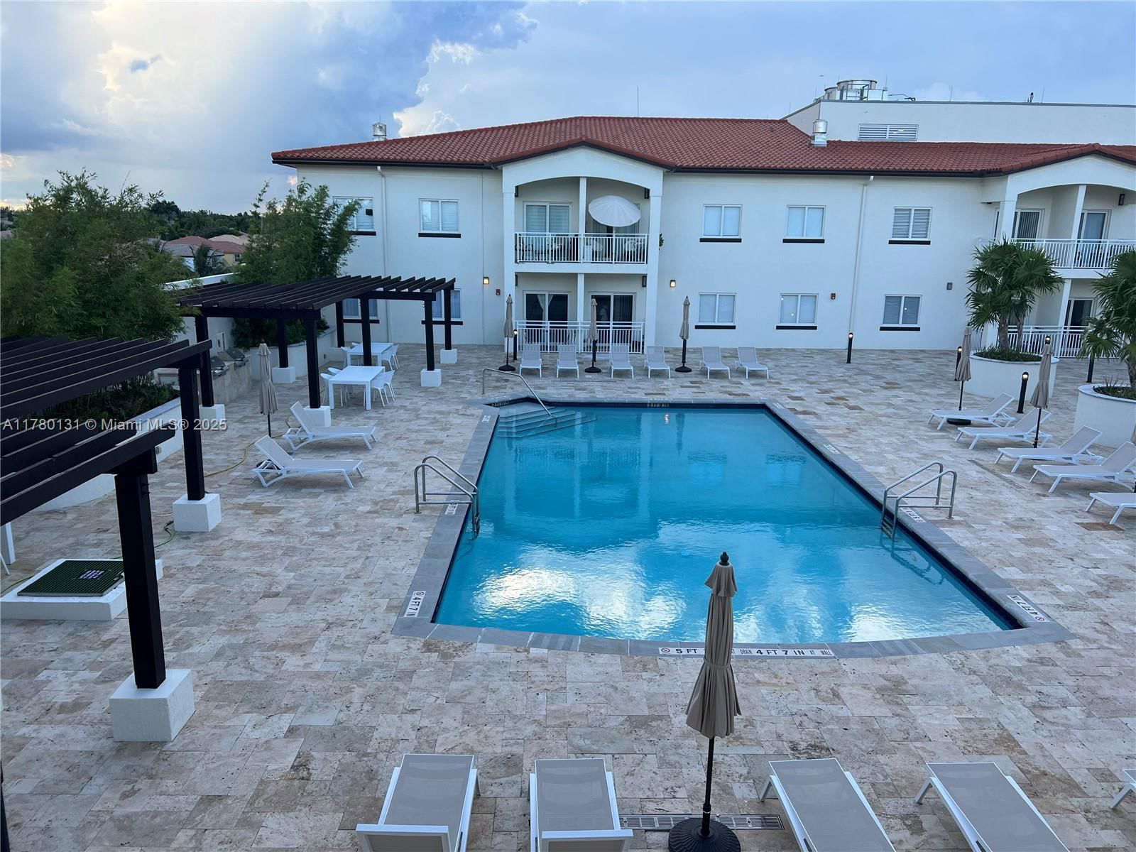 Real estate property located at 10950 82nd St #420, Miami-dade, Islands At Doral 1st Addi, Doral, FL