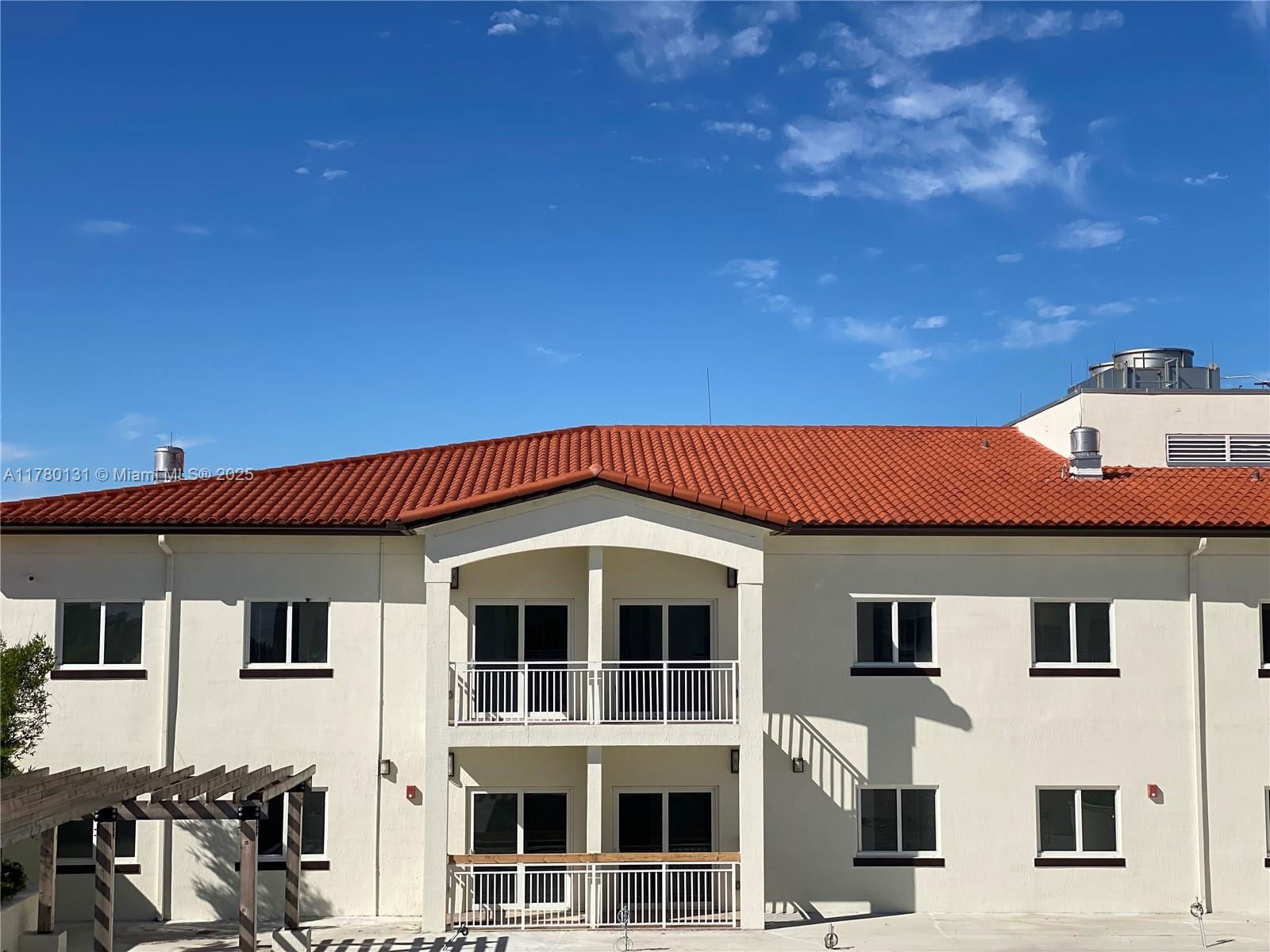 Real estate property located at 10950 82nd St #420, Miami-dade, Islands At Doral 1st Addi, Doral, FL