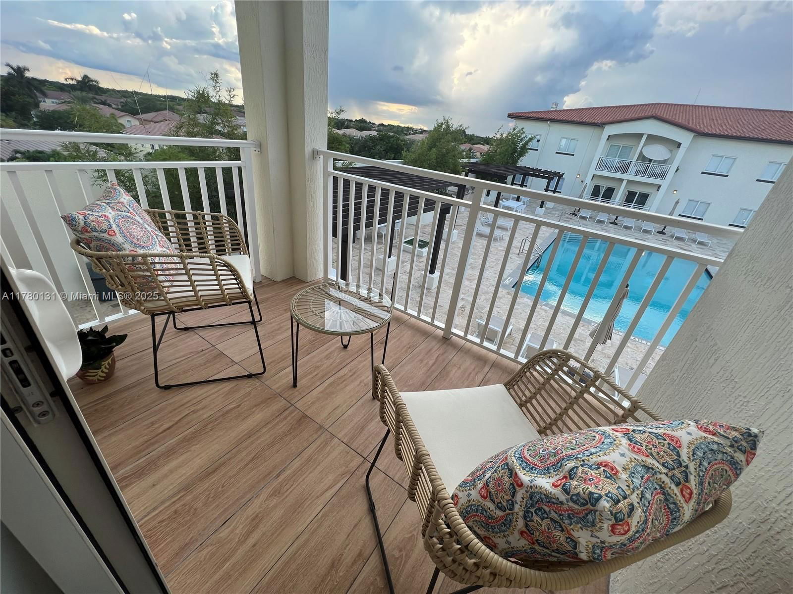 Real estate property located at 10950 82nd St #420, Miami-dade, Islands At Doral 1st Addi, Doral, FL