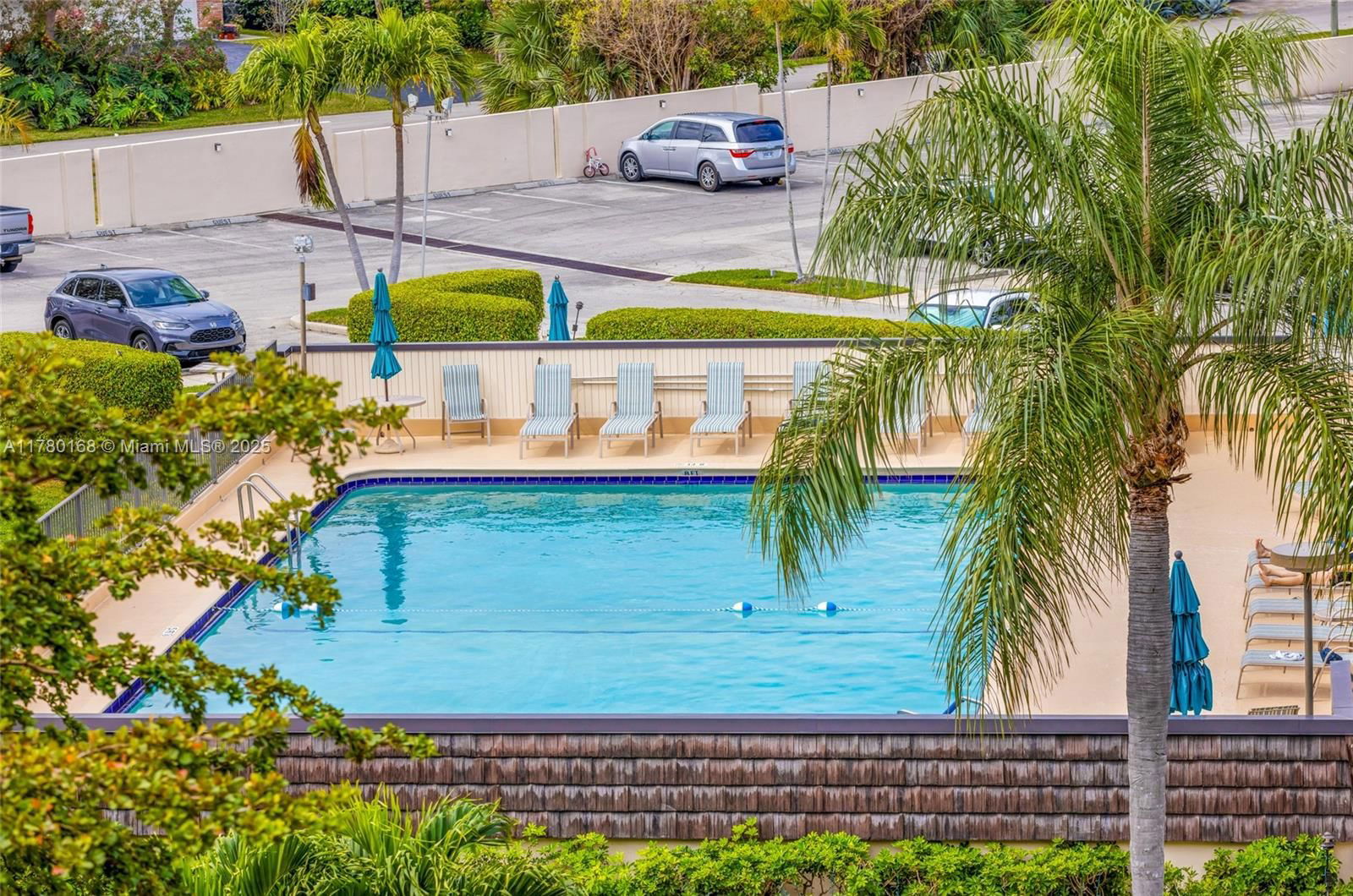 Real estate property located at 555 4th Ave #408, Palm Beach, Starlite Condo, Boca Raton, FL