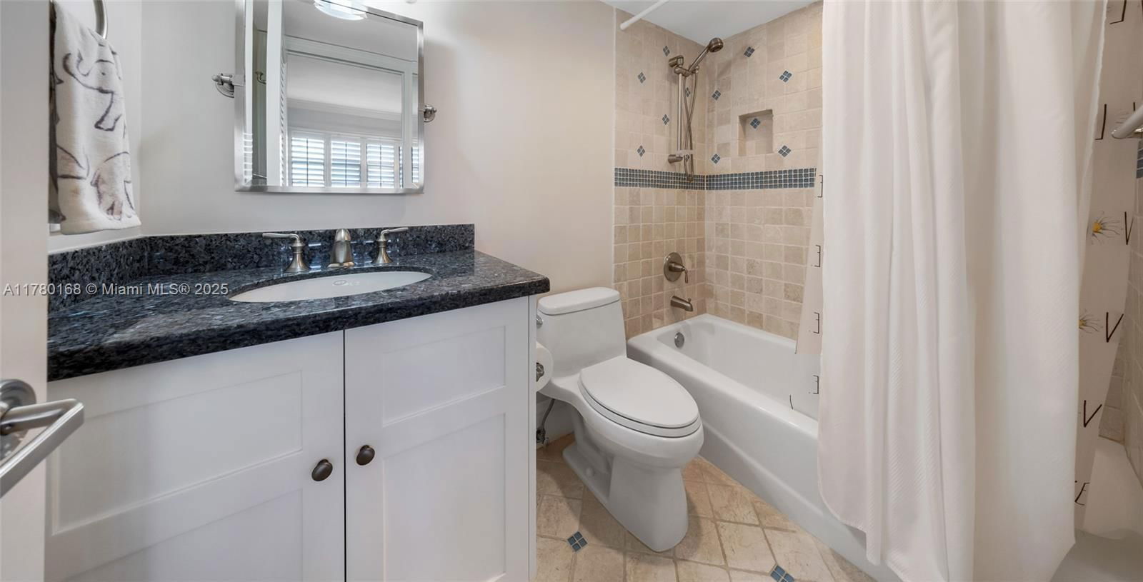Real estate property located at 555 4th Ave #408, Palm Beach, Starlite Condo, Boca Raton, FL