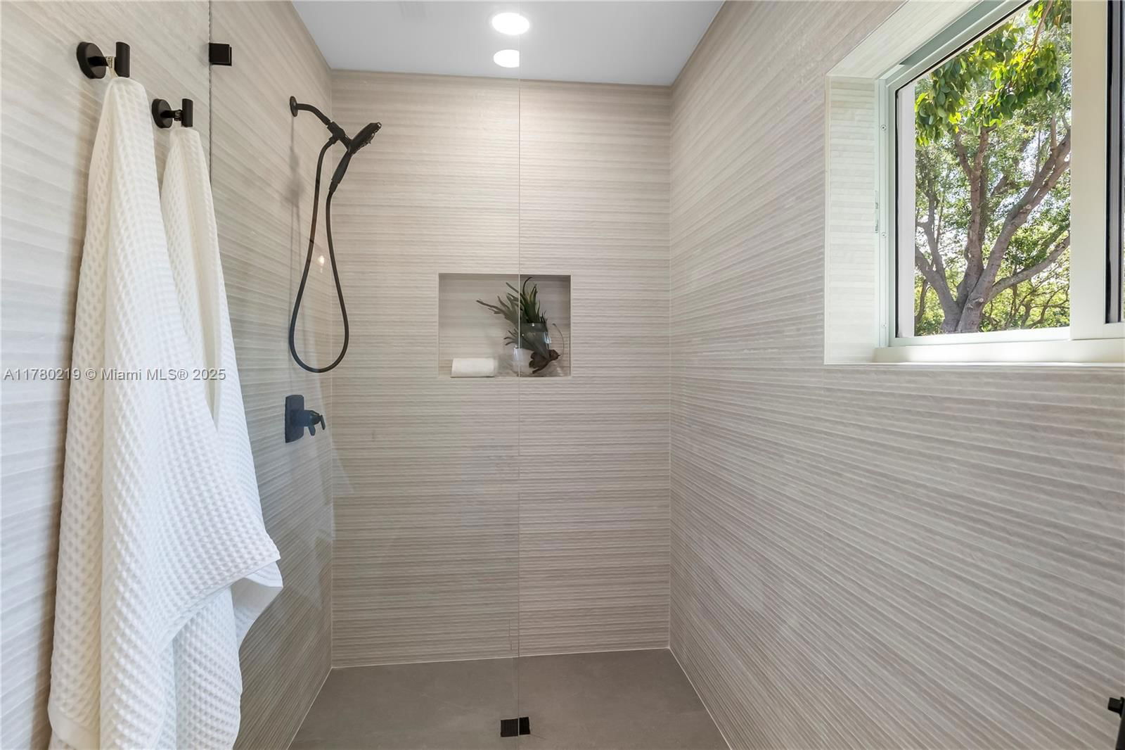 Real estate property located at 7551 109th Ter, Miami-dade, Kendalllane Estates Sec A, Pinecrest, FL