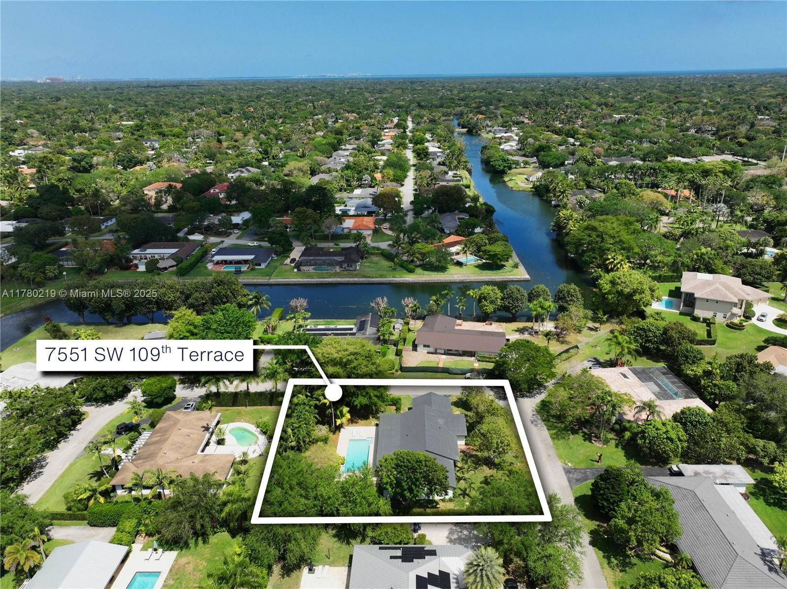 Real estate property located at 7551 109th Ter, Miami-dade, Kendalllane Estates Sec A, Pinecrest, FL