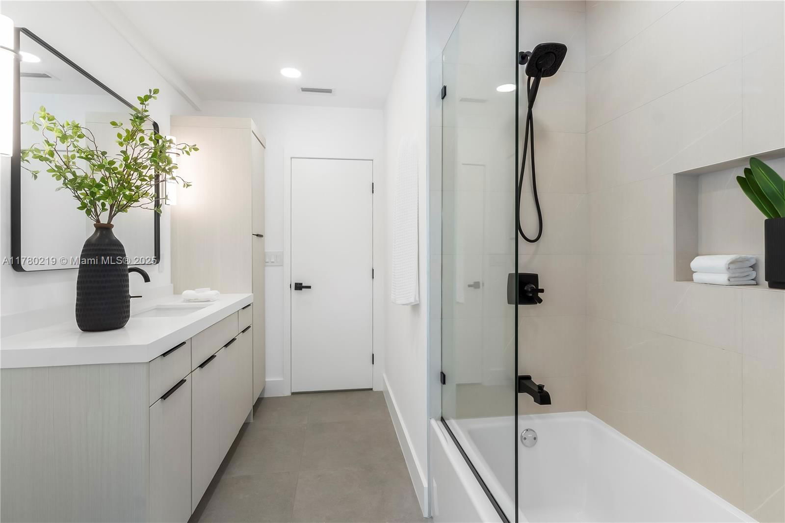 Real estate property located at 7551 109th Ter, Miami-dade, Kendalllane Estates Sec A, Pinecrest, FL