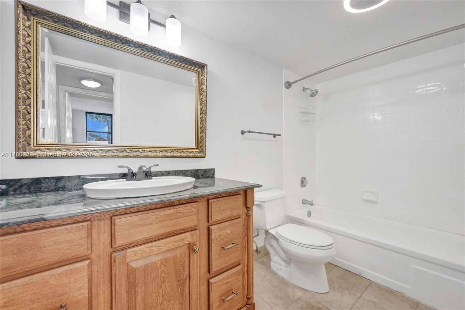 Real estate property located at 105 Lake Emerald Dr #211, Broward, Lake Emerald Condominium, Oakland Park, FL