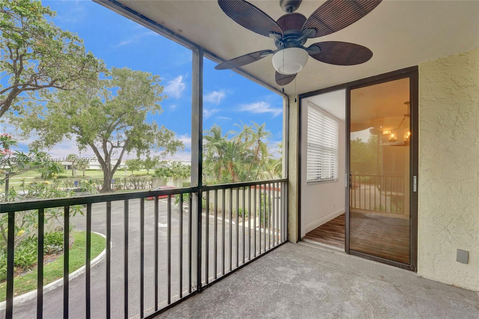 Real estate property located at 105 Lake Emerald Dr #211, Broward, Lake Emerald Condominium, Oakland Park, FL