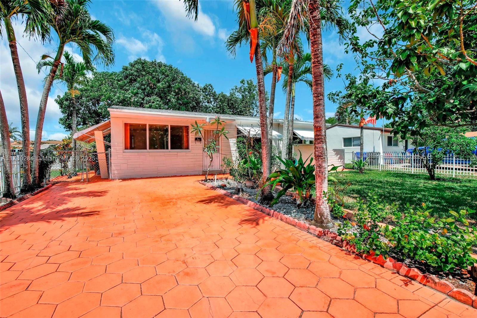 Real estate property located at 7421 Simms St, Broward, Driftwood Estates No 1, Hollywood, FL