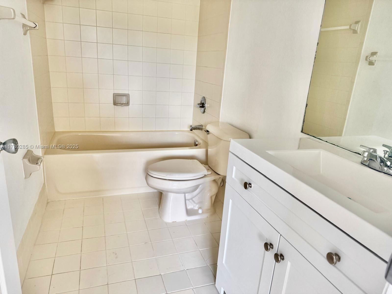 Real estate property located at 2524 16th Rd #201, Miami-dade, Shoma Condo At Keys Cove, Homestead, FL