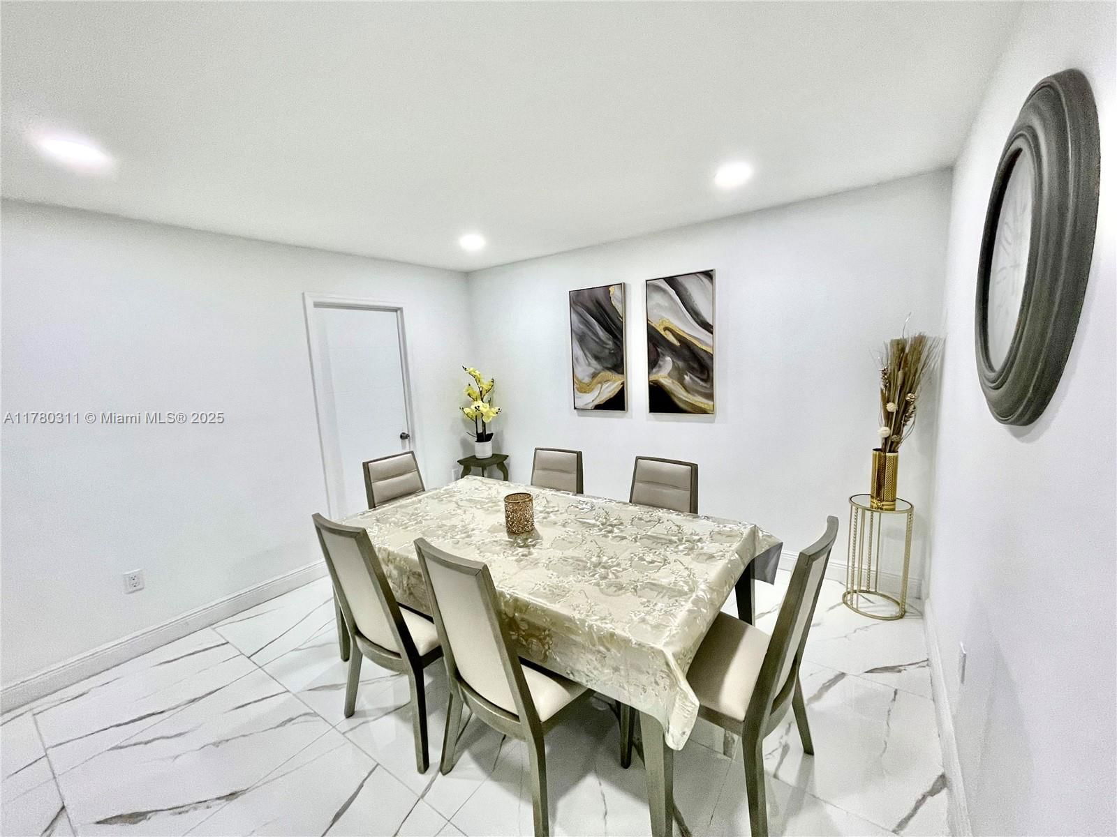 Real estate property located at 1017 124th Ct, Miami-dade, Golden Twin Homes Condo #, Miami, FL