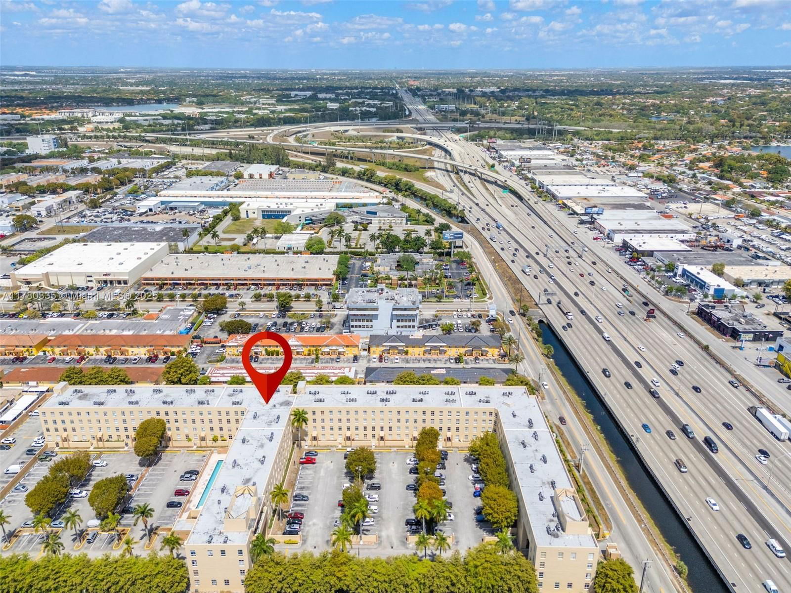 Real estate property located at 7400 20th Ave #418, Miami-dade, Royal Palms Condo, Hialeah, FL
