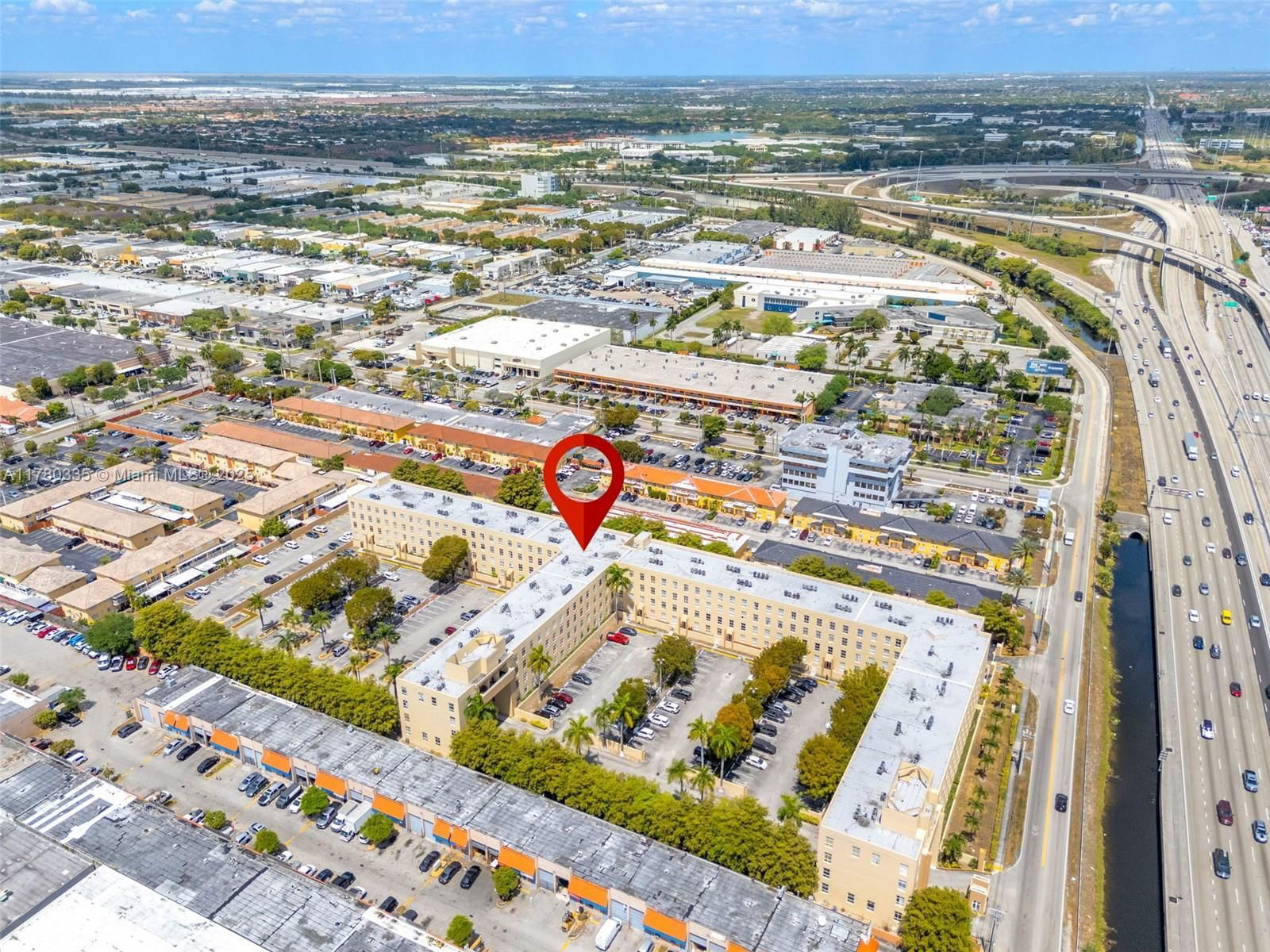 Real estate property located at 7400 20th Ave #418, Miami-dade, Royal Palms Condo, Hialeah, FL